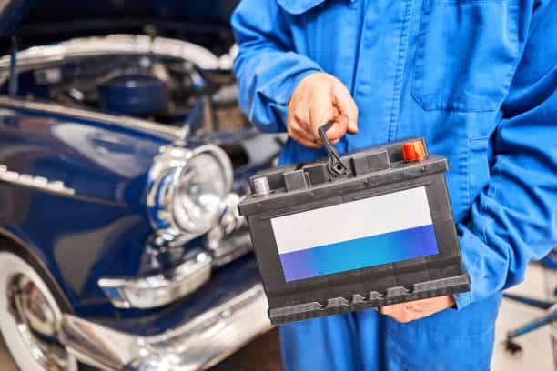 Como Funciona a Reciclagem de Baterias Automotivas e Sua Importância